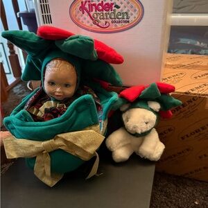 Precilla Pointsetta & Snowflake - Cabbage Pactch Kinder Garden Collection -